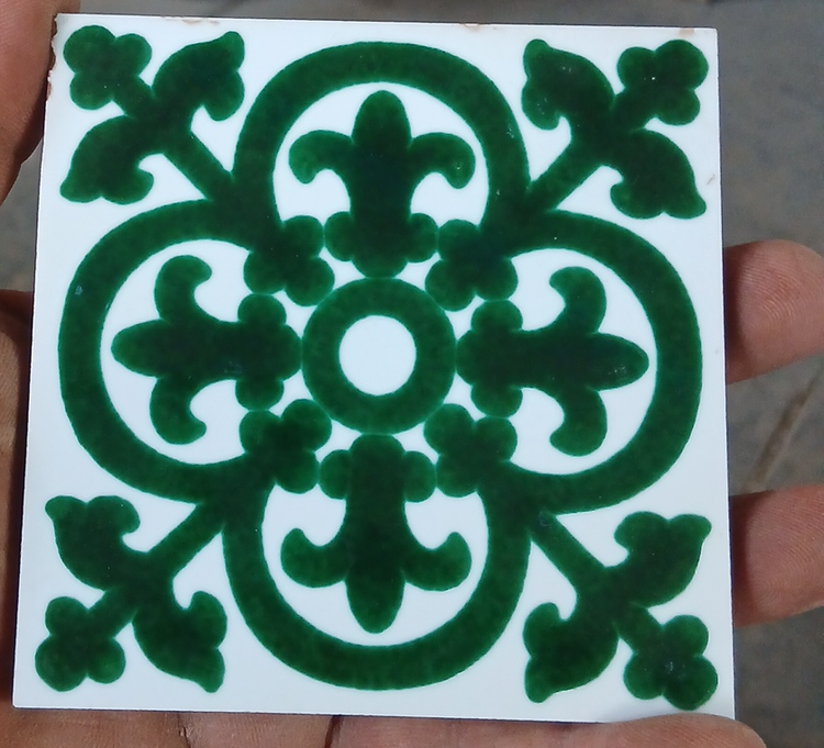 کاشی سنتی و هفت رنگ